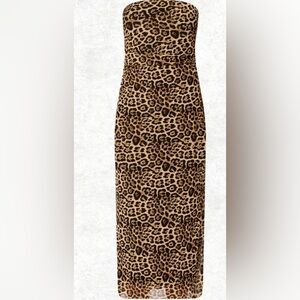 Elegant Strapless Leopard Print Dress